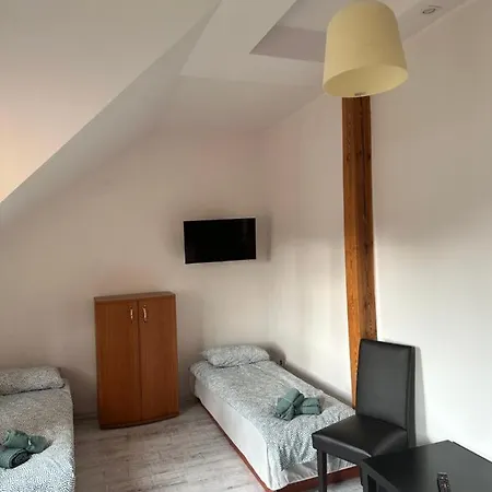 Apartament Gizmo *